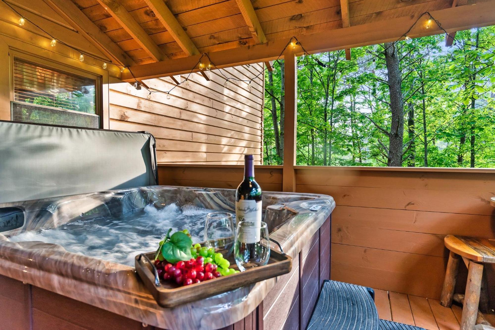 Cozy, Ada Accessible, Family Cabin With Hot Tub Sevierville Exterior photo